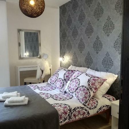 Apartman Ester Pula Zewnętrze zdjęcie