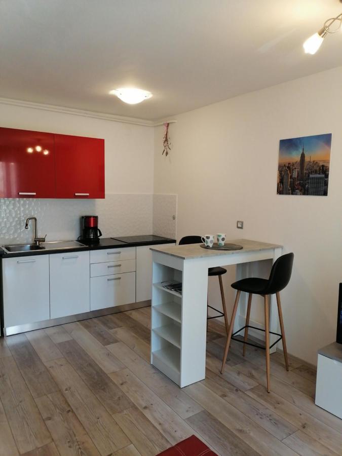 Apartman Ester Pula Zewnętrze zdjęcie