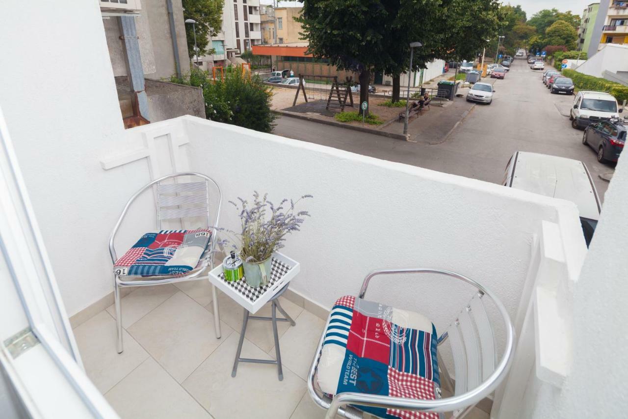 Apartman Ester Pula Zewnętrze zdjęcie