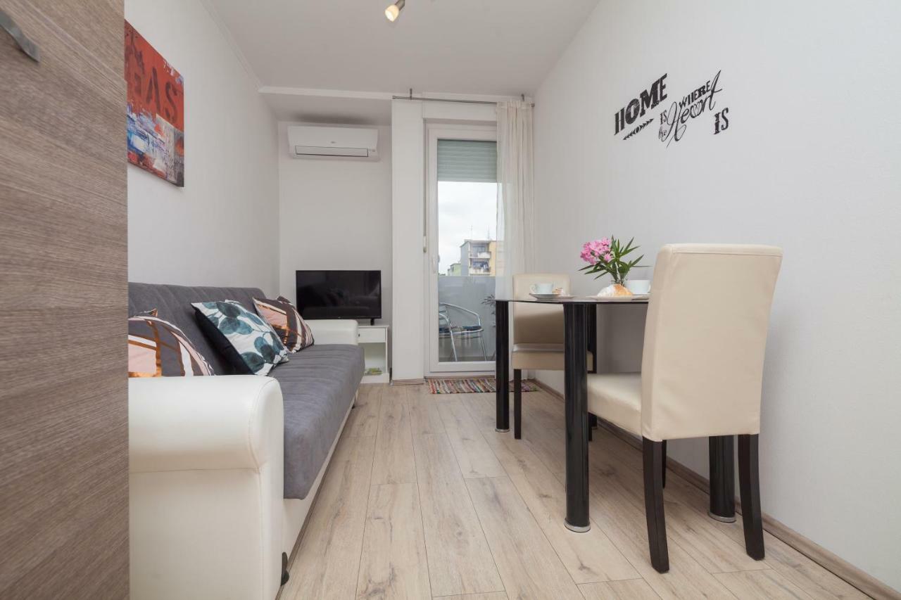 Apartman Ester Pula Zewnętrze zdjęcie