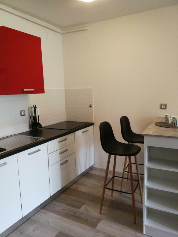 Apartman Ester Pula Zewnętrze zdjęcie
