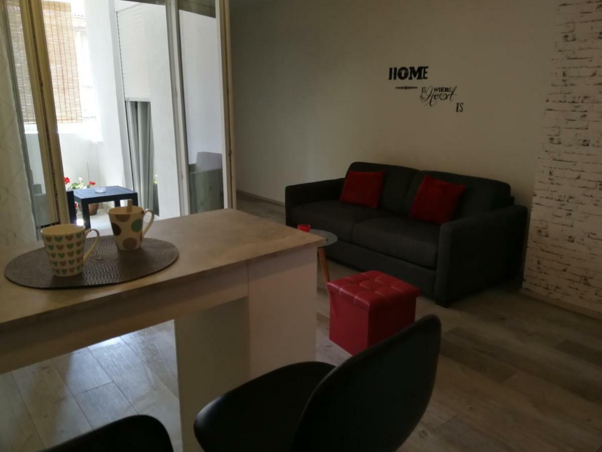 Apartman Ester Pula Zewnętrze zdjęcie